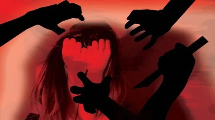 हे राम! 13 साल की नाबालिग बच्ची चार होटल और 30 दरिंदे! 