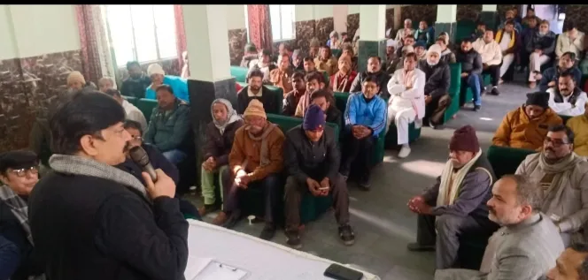 पूर्व मंत्री आबिद रज़ा की अध्यक्षता में बदायूं विधानसभा की मासिक बैठक 