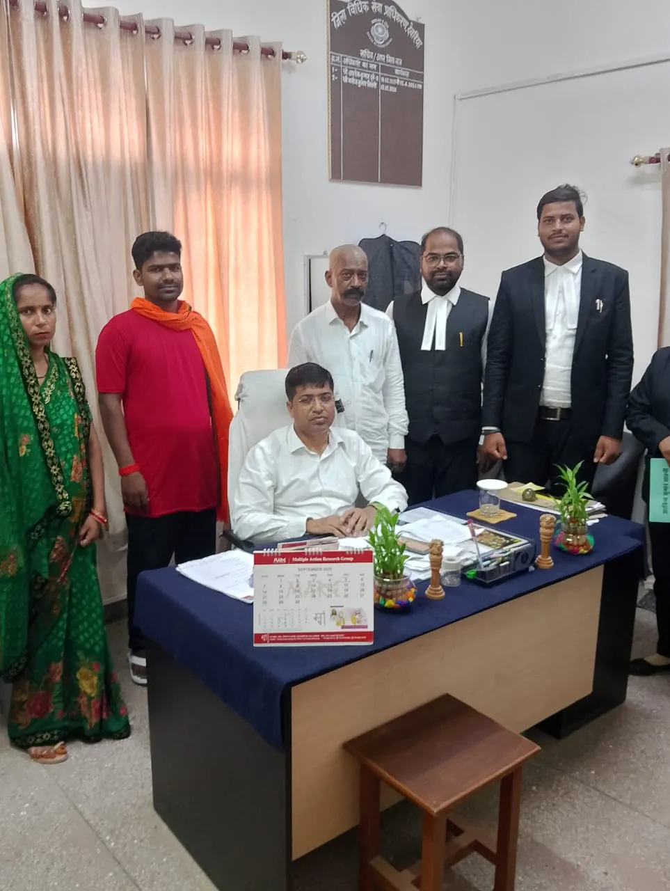 पारिवारिक जीवन का बोध कराकर न्यायाधीश ने कराया मेल-मिलाप