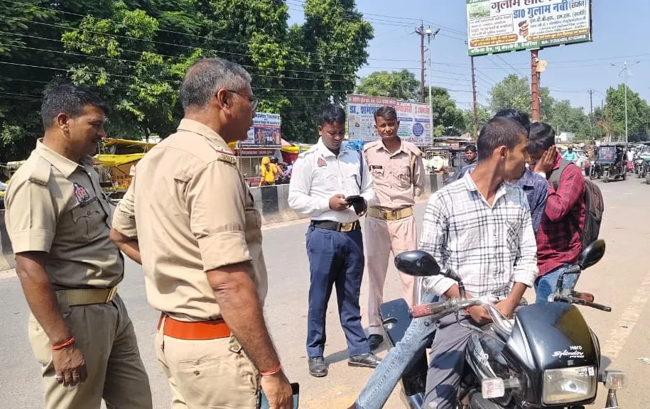 यातायात नियमों के उल्लंघन पर 110 वाहनों का चालान, एक वाहन सीज