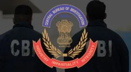 इम्फाल में प्रधान महालेखाकार कार्यालय के वरिष्ठ लेखापाल 10 हजार की रिश्वत लेते गिरफ्तार