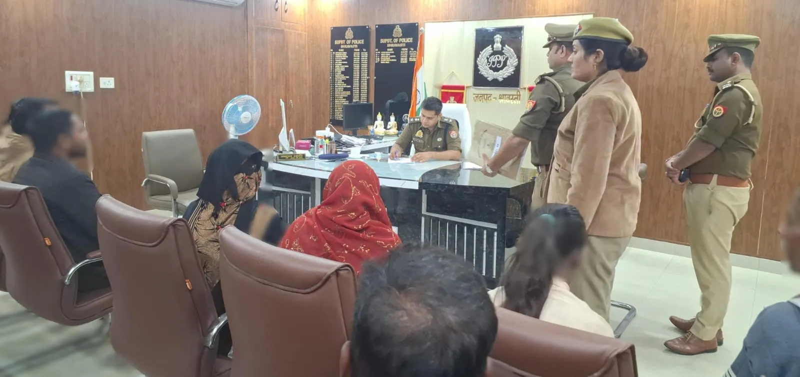 जनता दर्शन में पुलिस अधीक्षक ने सुनी जन समस्याएं, संबंधित को  निस्तारण के दिए निर्देश