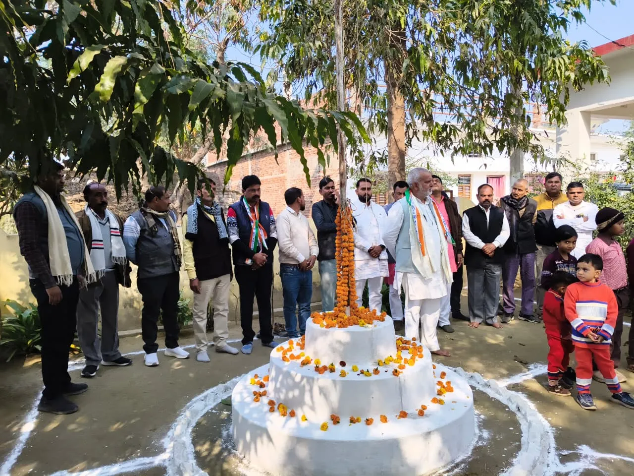 संविधान व मनरेगा, रक्षा संकल्प के साथ कांग्रेस ने मनाया गणतंत्र दिवस