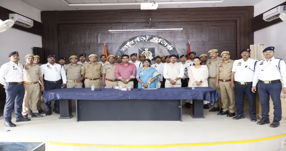 लखनऊ पुलिस का अनोखा कदम: जवानों को सिखाया गया मानसिक संतुलन और व्यवहार कुशलता