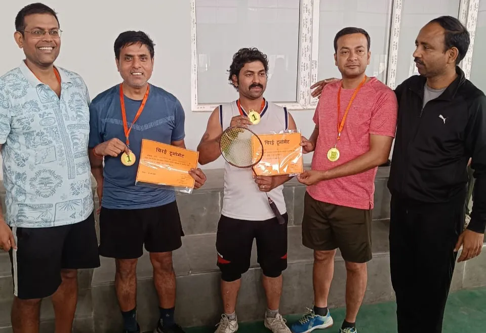 एक्सिस क्लब ने ट्रांफी पर किया कब्जा 