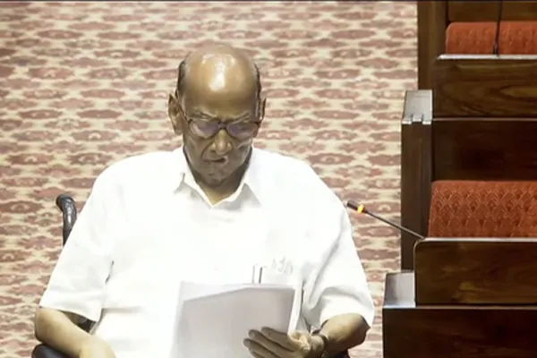 सभापति के समक्ष शरद पवार सहित राज्य सभा के 19 सदस्यों को दिलाई गई शपथ