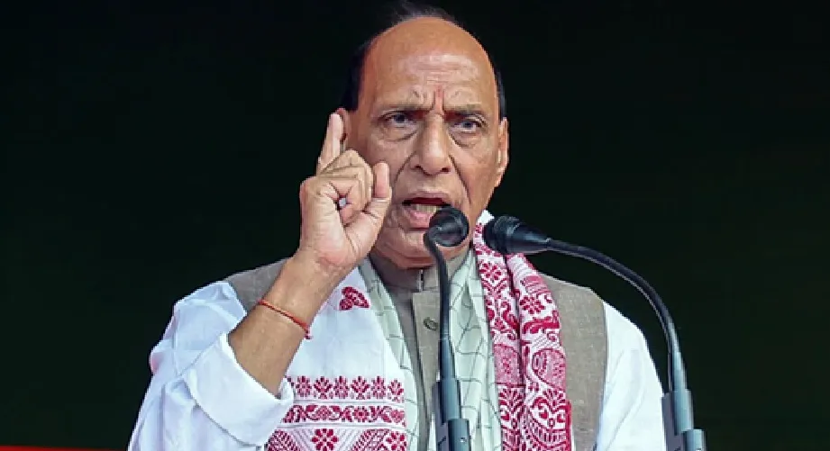 पश्चिम एशिया संकट पर बोले राजनाथ सिंह: भारत के संतुलित संबंधों से तेल आपूर्ति सुरक्षित, लखनऊ के विकास की सराहना