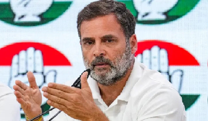 पवन खेड़ा विवाद: राहुल गांधी का समर्थन, असम सरकार पहुंची सुप्रीम कोर्ट