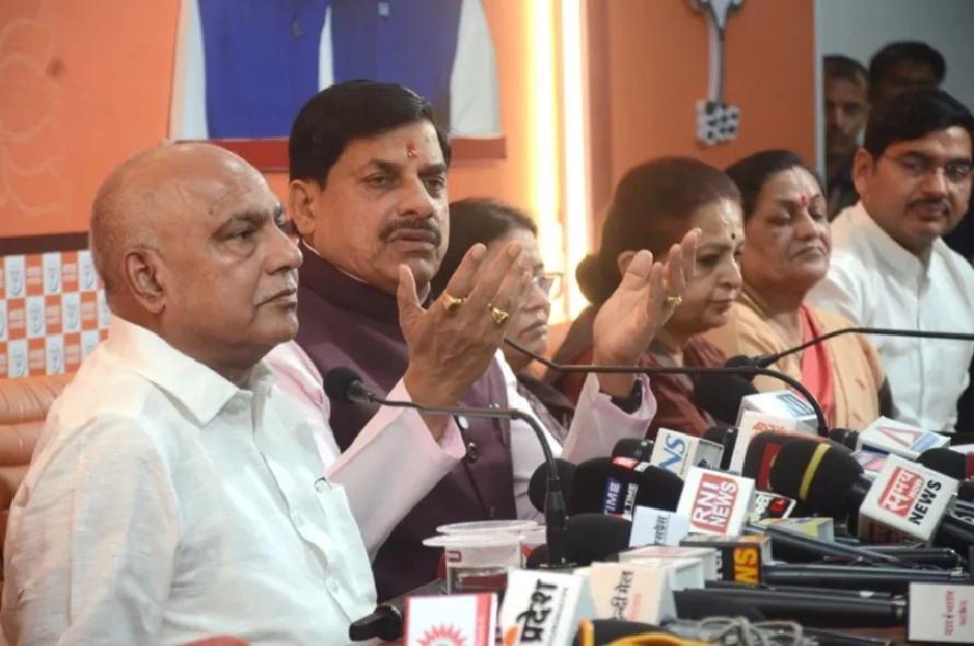 महिला आरक्षण बिल को लेकर मोहन यादव ने विपक्ष पर साधा निशाना, आंदोलन का ऐलान