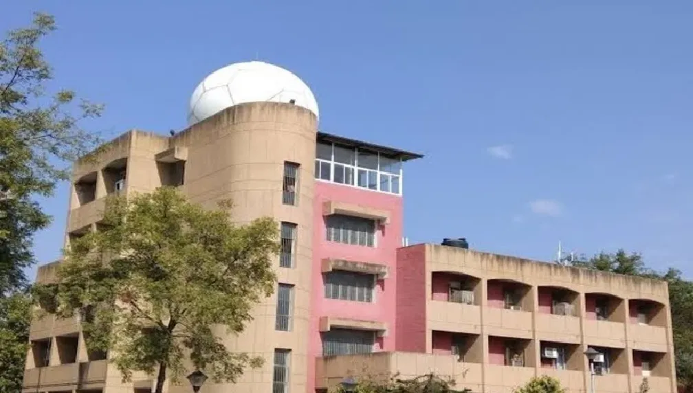 राजस्थान में गर्मी के बीच बदलेगा मौसम, आज कई जिलों में बारिश की संभावना
