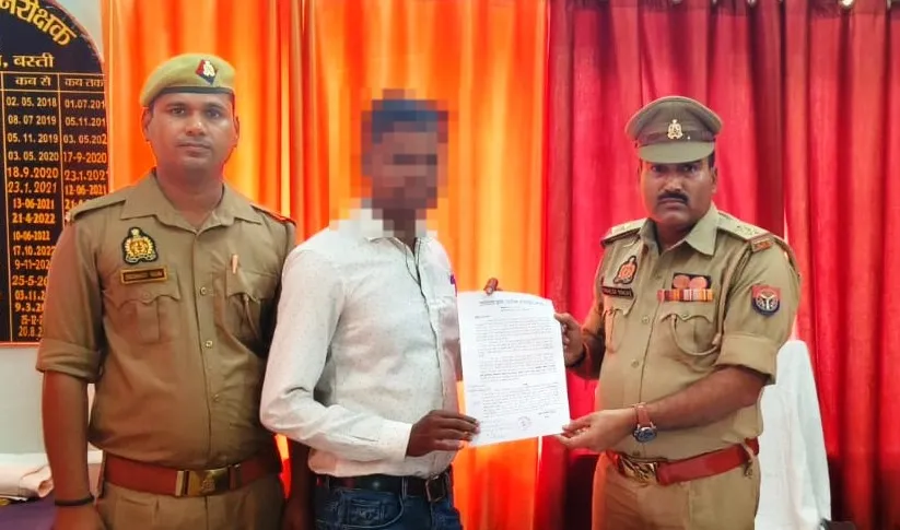 फेसबुक आईडी हैक कर अज्ञात व्यक्ति के खाते में गये रूपये को कराया गया वापस 