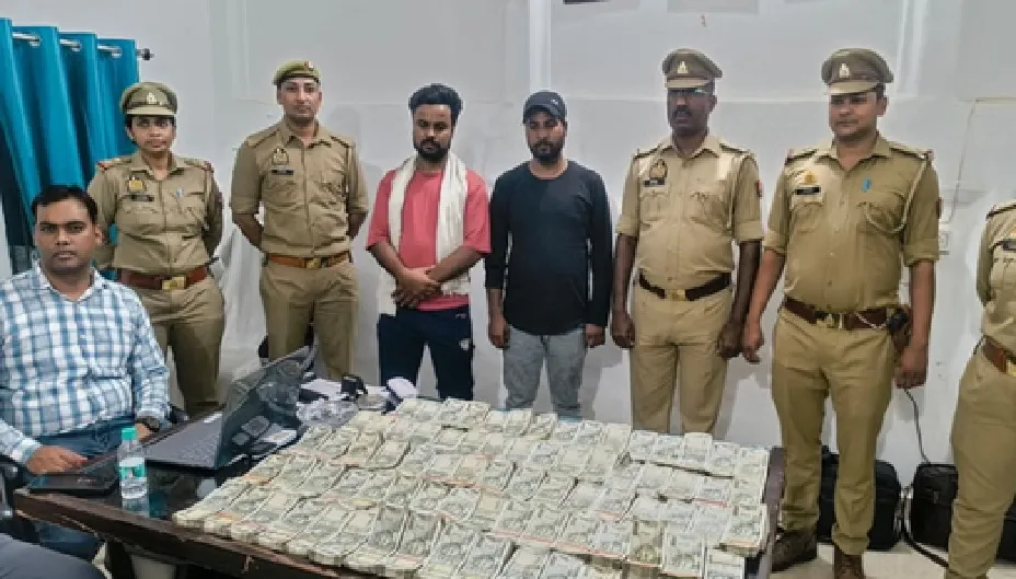  बाइक पर 39.50 लाख का ‘राज़’: चेकिंग में पकड़ा गया नोटों का जखीरा,आयकर ने किया सीज