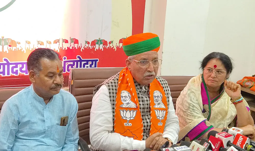 ऐतिहासिक कानून का विरोध कर विपक्ष ने महिला विरोधी मानसिकता उजागर की: केंद्रीय मंत्री