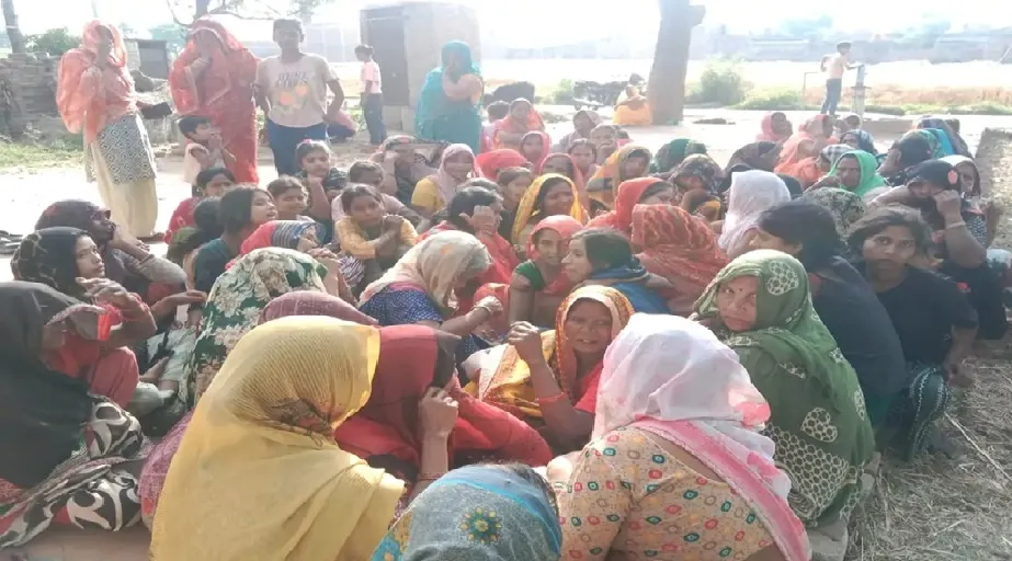 शादी के कर्ज से परेशान युवक ने फांसी लगाकर दी जान