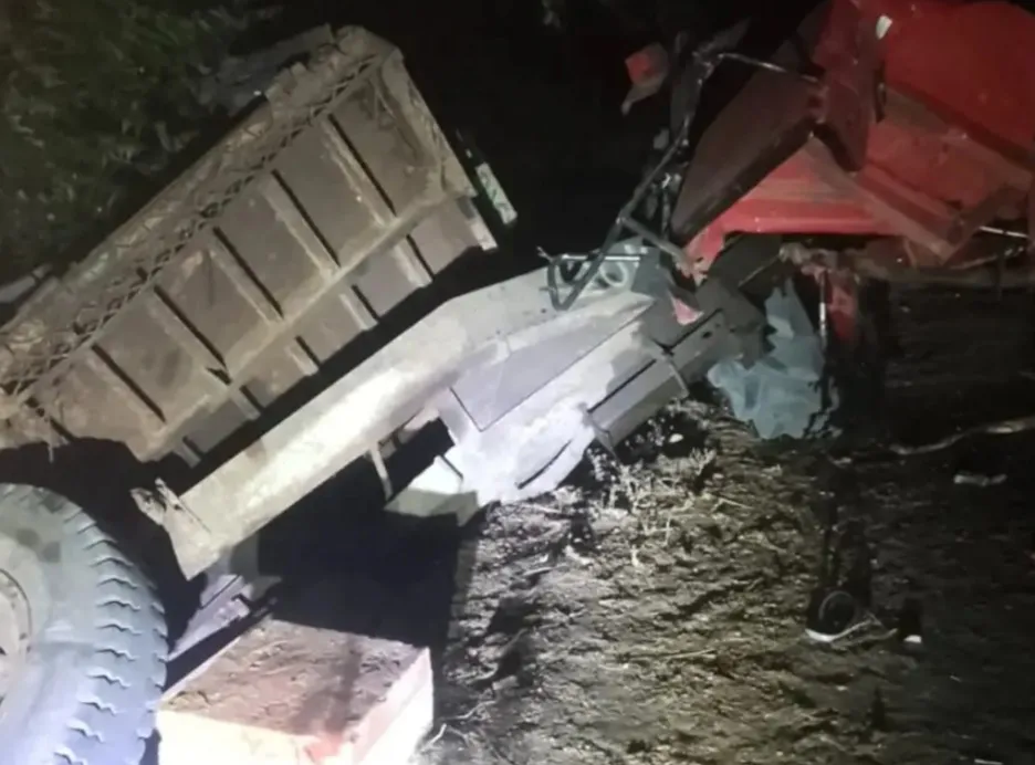 राजगढ़ः ट्रक की टक्कर से नाले में गिरी ट्रैक्टर-ट्रॉली, तीन की मौत, 13 गंभीर घायल