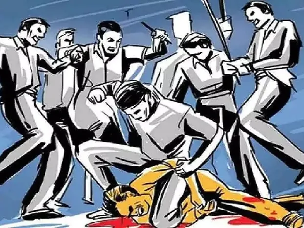 जमीन बंटवारे को लेकर दो पक्षों में खूनी संघर्ष,लाठी-डंडें हमले से तीन घायल 