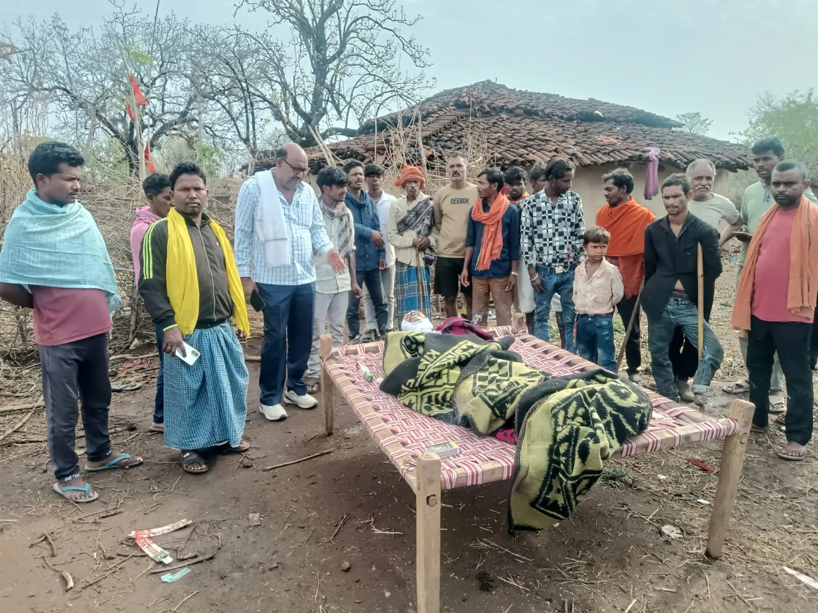 शराब के नशे में छोटे भाई ने बड़े भाई की कुल्हाड़ी से काटकर की हत्या