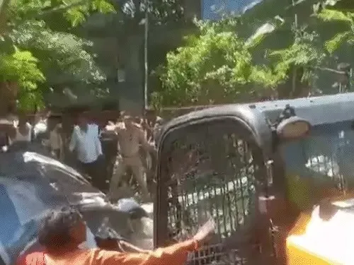 अलीगंज में दर्दनाक ​हादसा,प्राचीन हनुमान मंदिर की दीवार ढहने से दुधमुहे बच्चे की मौत