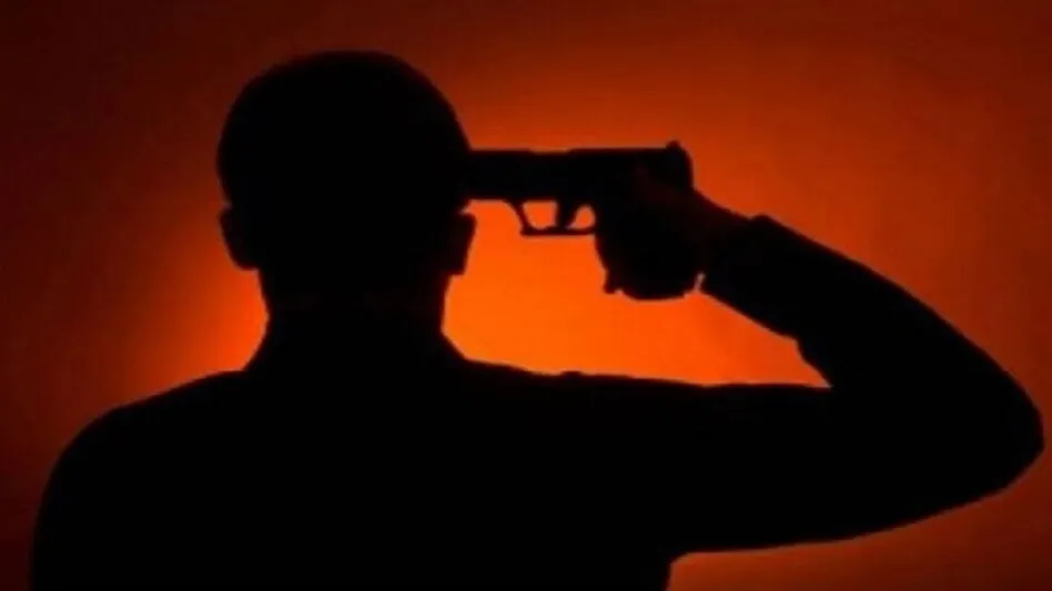 डिप्रेशन में लाइसेंसी रिवाल्वर से खुद को मारी गोली,मौत,पुलिस मामले की जांच में जुटी