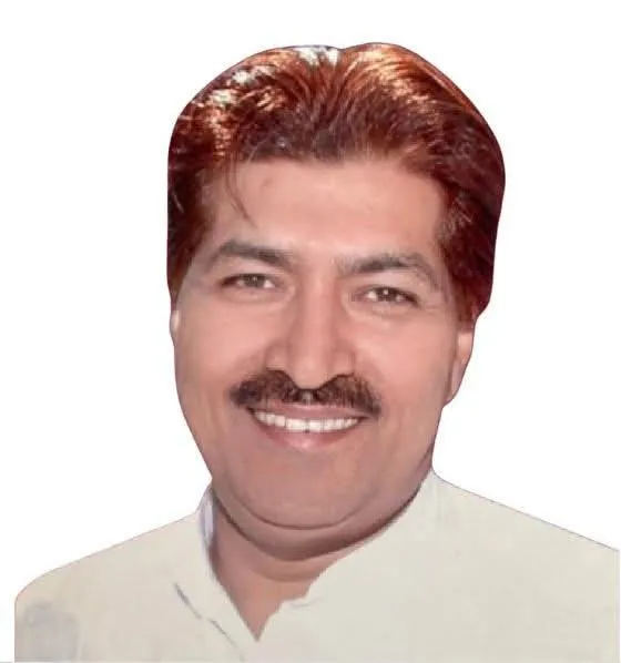 लोनी में डॉ. भीमराव अंबेडकर की प्रतिमा खंडित, सियासी पारा चढ़ा—'बड़ी साजिश' का आरोप