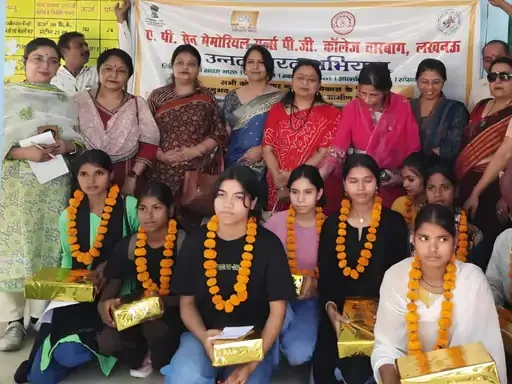 उन्नत भारत अभियान के तहत ग्रामीण क्षेत्र की बेटियों को किया प्रेरित