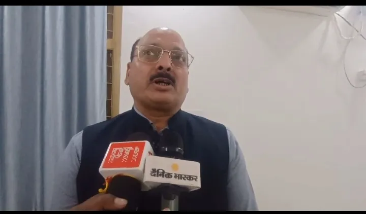 आरटीआई मामलों में अनिवार्य रूप से सुनिश्चित की जाए पारदर्शिता और समयबद्धता : वीरेन्द्र सिंह 