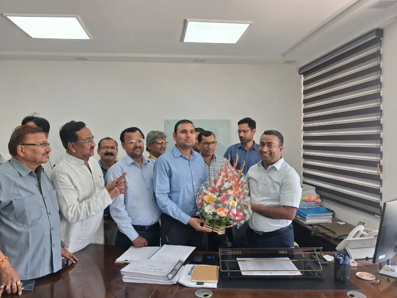 नवनियुक्त प्रबंध निदेशक नीतीश कुमार का संघर्ष समिति ने किया भव्य स्वागत