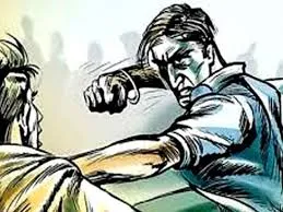 ओमेक्स रेजीडेंसी में सुरक्षा व्यवस्था को लेकर निवासियों में मारपीट