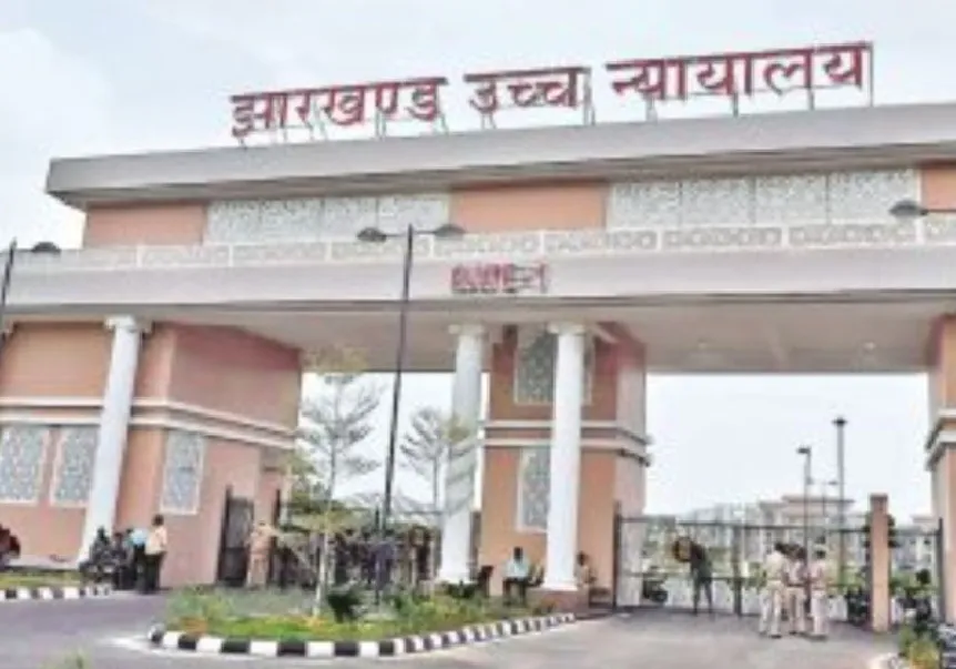 हाई कोर्ट ने गुमला पुलिस की कार्यशैली पर उठाए सवाल, सीबीआई जांच के दिए संकेत