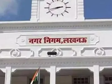 नगर निगम की बड़ी कार्रवाई,चार स्थानों पर 7 करोड़ की जमीन से हत्या कब्जा