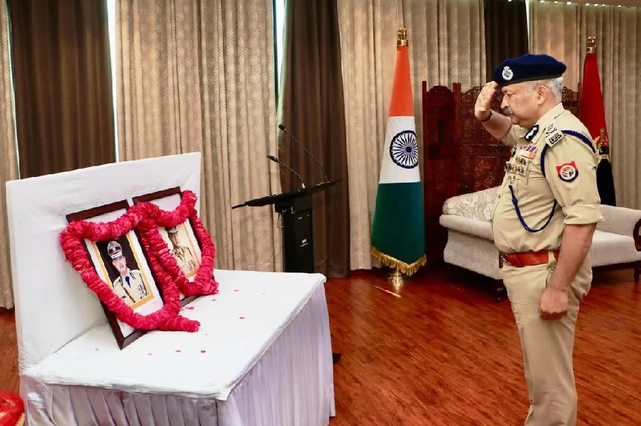 सेवानिवृत्त आईपीएस अधिकारियों की स्मृति में पुलिस मुख्यालय में शोक सभा आयोजित