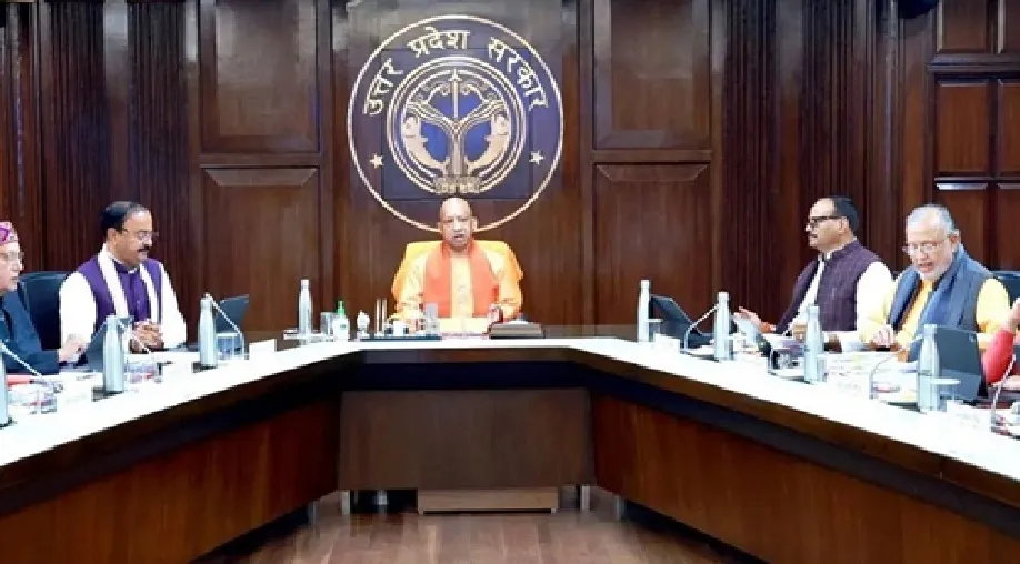  यूपी में मंत्रिमंडल के विभागों का हुआ बंटवारा, जानिये किसे क्या मिला 