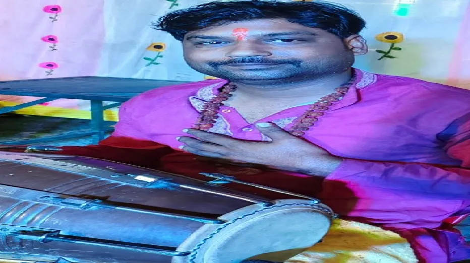 पिकअप की टक्कर से संगीत शिक्षक की मौत, चालक वाहन समेत गिरफ्तार