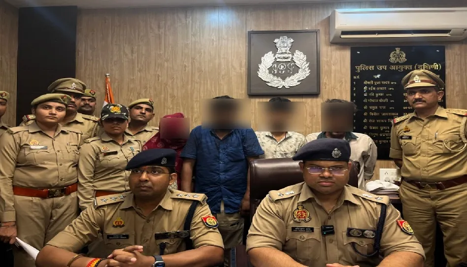 सरोजनीनगर पुलिस की बड़ी सफलता, अंतर्राज्यीय चोर गिरोह के 4 सदस्य गिरफ्तार, 30 लाख का माल बरामद