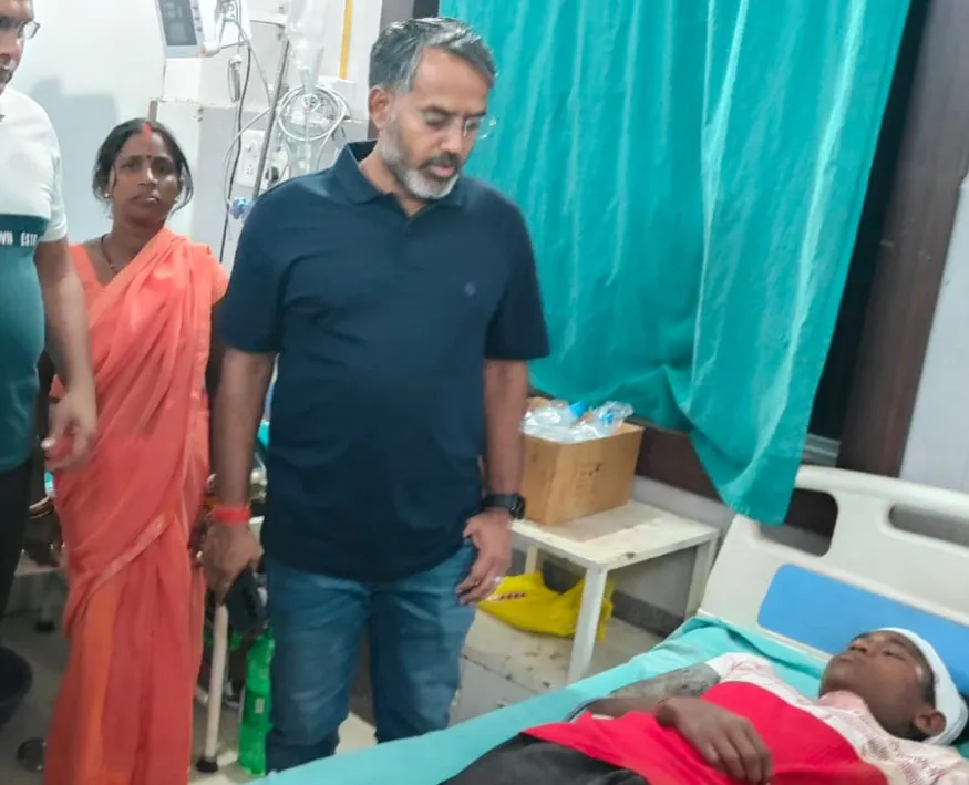  तेज रफ्तार ट्रक ने बाइक, कार सहित करीब 13 वाहनों को रौंदा, पांच की मौत, चार गंभीर