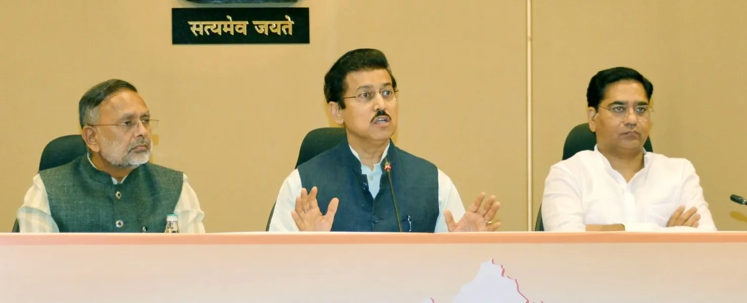 राज्य मंत्रिमण्डल-मंत्रिपरिषद बैठक : सेमी कण्डक्टर, डाटा सेंटर, डिफेंस मैन्युफैक्चरिंग को मिलेगा प्रोत्साहन