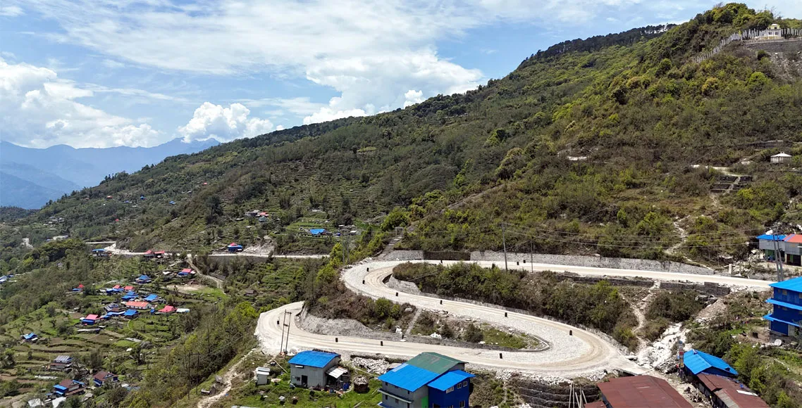 नेपाल सेना ने  भारत और चीन जोड़ने वाले राजमार्ग सड़क विभाग को सौंपा