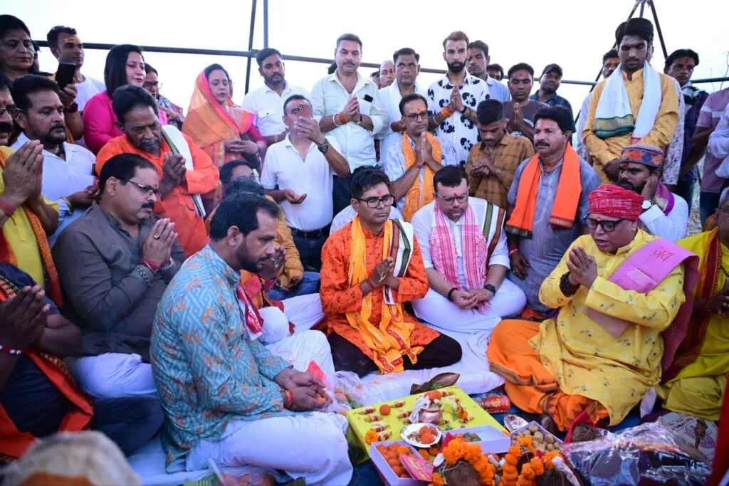 भव्य पर्यटन स्थल बनेगा गजमार पहाड़ मंदिर, 51 फीट ऊंची कांस्य बजरंगबली प्रतिमा की होगी स्थापना