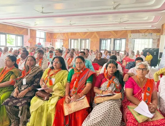 स्व-गणना अभियान के अंतर्गत जनपद के समस्त मीडिया कर्मियों को लेकर जागरूकता कार्यक्रम आयोजित