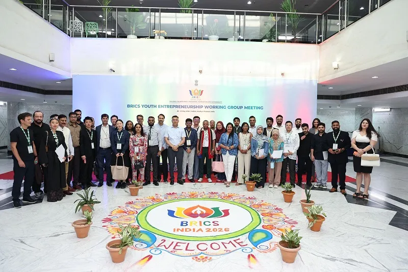  द्वितीय दिवस क्रिस्टल आईटी पार्क में बैठक, फिर पीथमपुर औद्योगिक क्षेत्र का भ्रमण