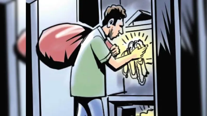छत फांदकर घर में घुसे चोर, लाखों की नकदी और जेवर लेकर हुए फरार