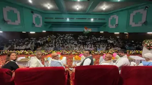 श्रमिक दिवस और बुद्ध पूर्णिमा के मौके पर कांग्रेस ने सरकार पर बोला तीखा हमला