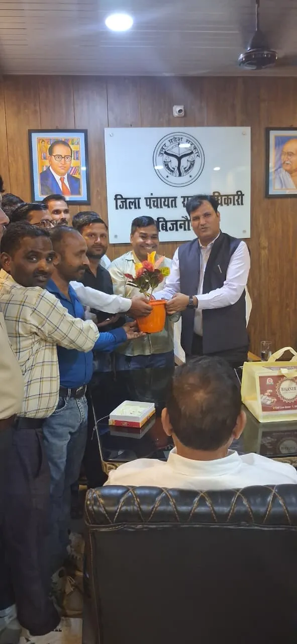 नवनियुक्त जिला पंचायत प्रीतम सिंह का भव्य स्वागत,पेड़ भेंट कर पर्यावरण संरक्षण का दिया संदेश
