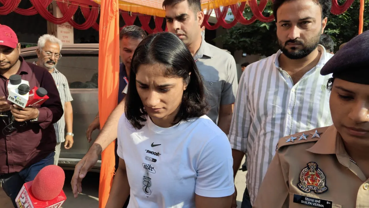 प्रतियोगिता में अव्यवस्था, खेलने की अनुमति मिली तो उतरेंगी मैट पर: विनेश फोगाट