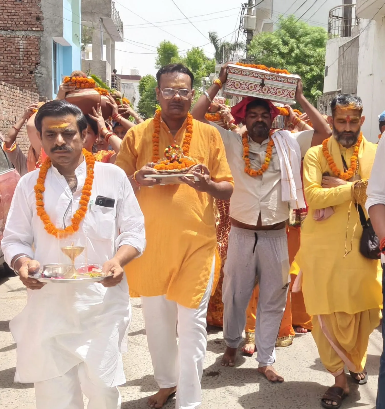 श्रीमद् भागवत कथा का भव्य शुभारंभ हुआ