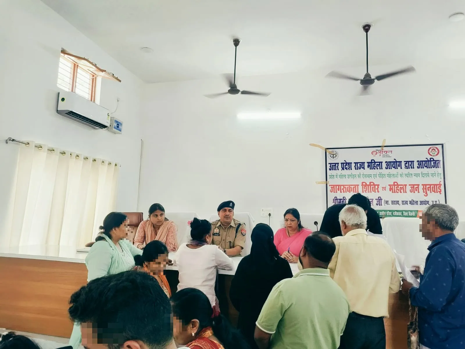 महिलाओं की समस्याओं पर संवेदनशील पहल, नजीबाबाद तहसील में महिला आयोग ने सुनी फरियादें