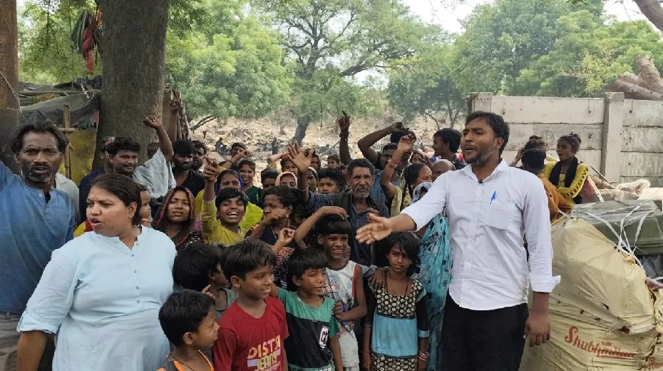  प्रयागराज के गऊघाट में सैकड़ों साल से बसी गरीब बस्तियों को उजाड़ने की भाकपा माले ने निंदा की