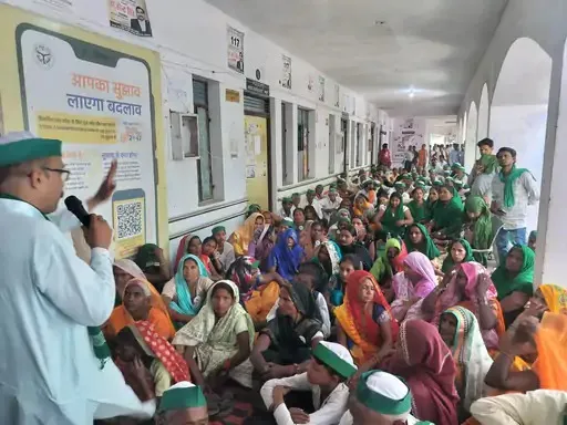 मलिहाबाद तहसील को किसान यूनियन ने घेरा,समाधान न होने पर आंदोलन की चेतावनी