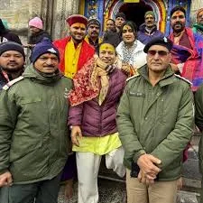 कैलाश खेर केदारनाथ मंदिर में माथा टेक लिया आशीर्वाद