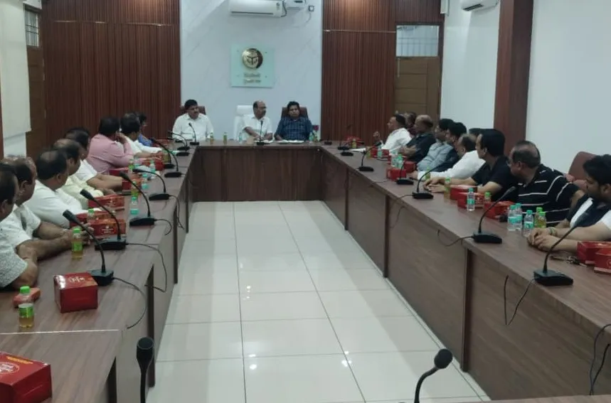 जिलाधिकारी और एसएसपी की अध्यक्षता में सानिध्य बैठक, सुरक्षा व प्रशासन पर मंथन